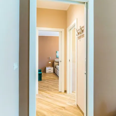 Sisters In Law Apartment